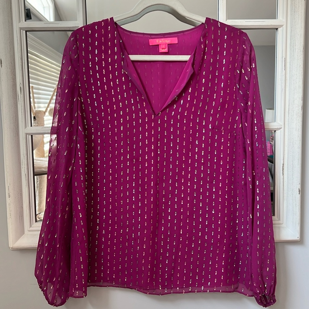Lilly Pulitzer blouse size small. Worn once.